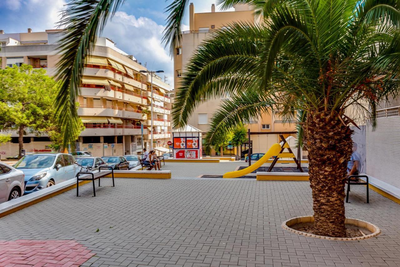 Apartment Studio Playa Del Cura Torrevieja Esterno foto