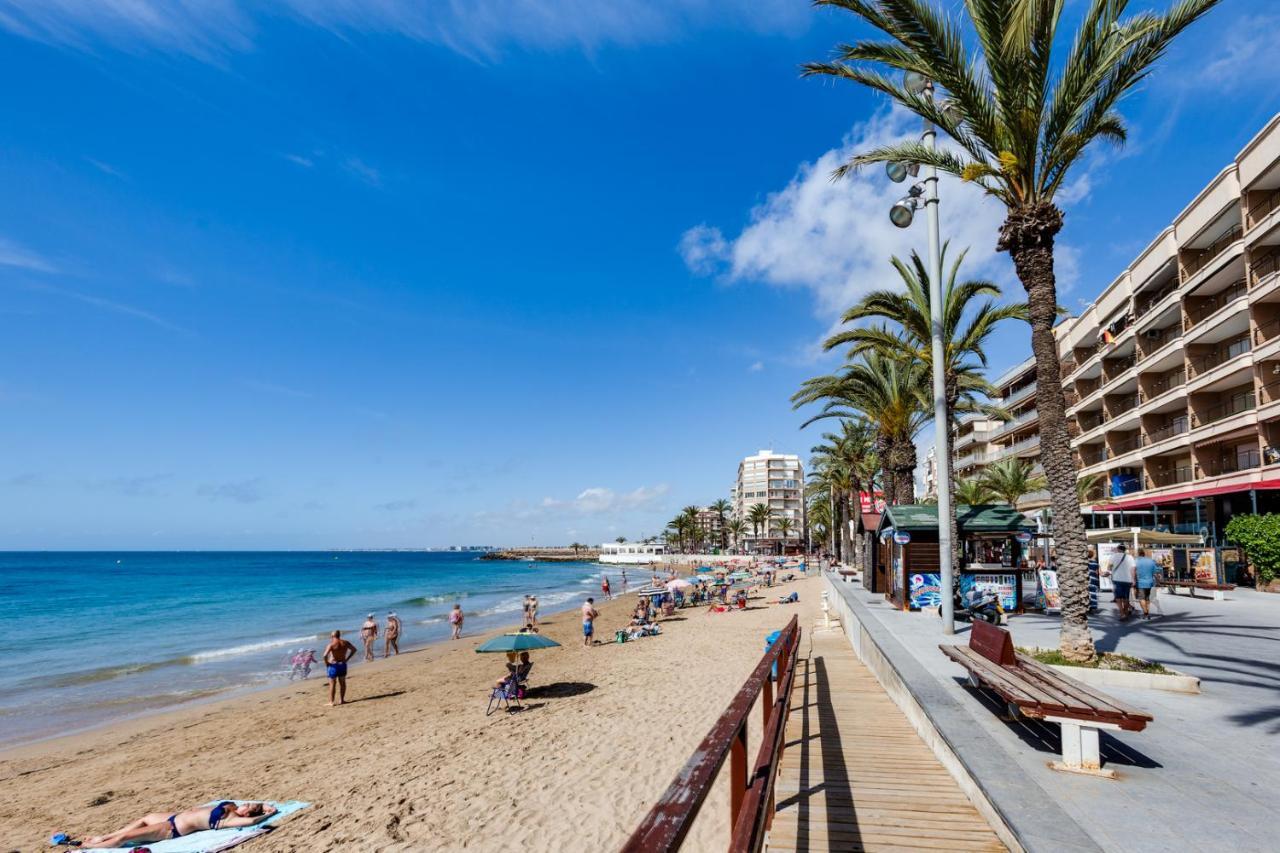 Apartment Studio Playa Del Cura Torrevieja Esterno foto