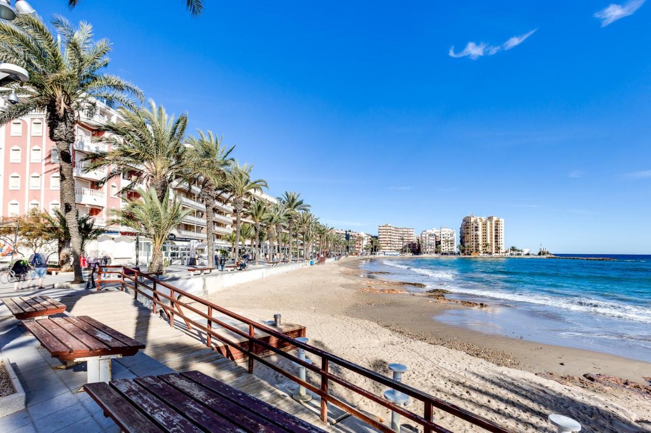 Apartment Studio Playa Del Cura Torrevieja Esterno foto