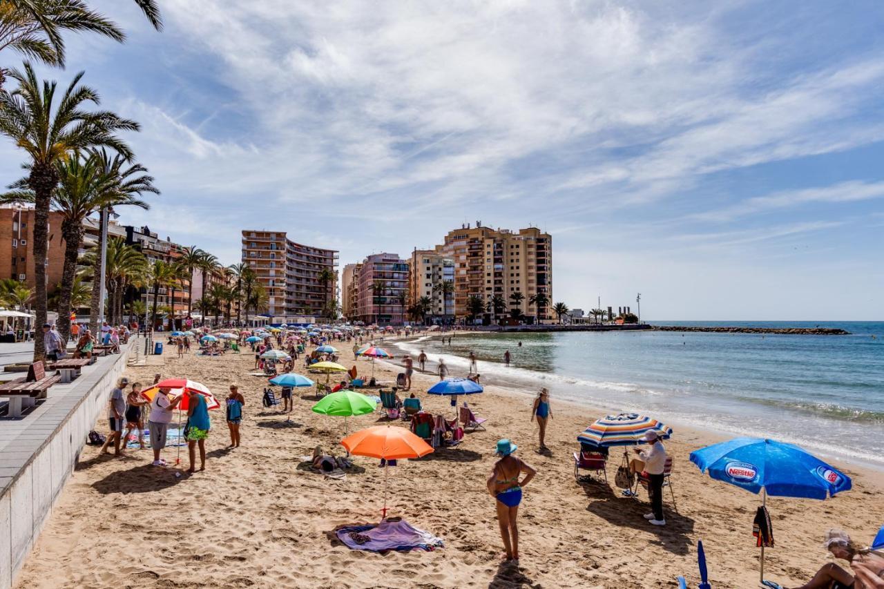 Apartment Studio Playa Del Cura Torrevieja Esterno foto